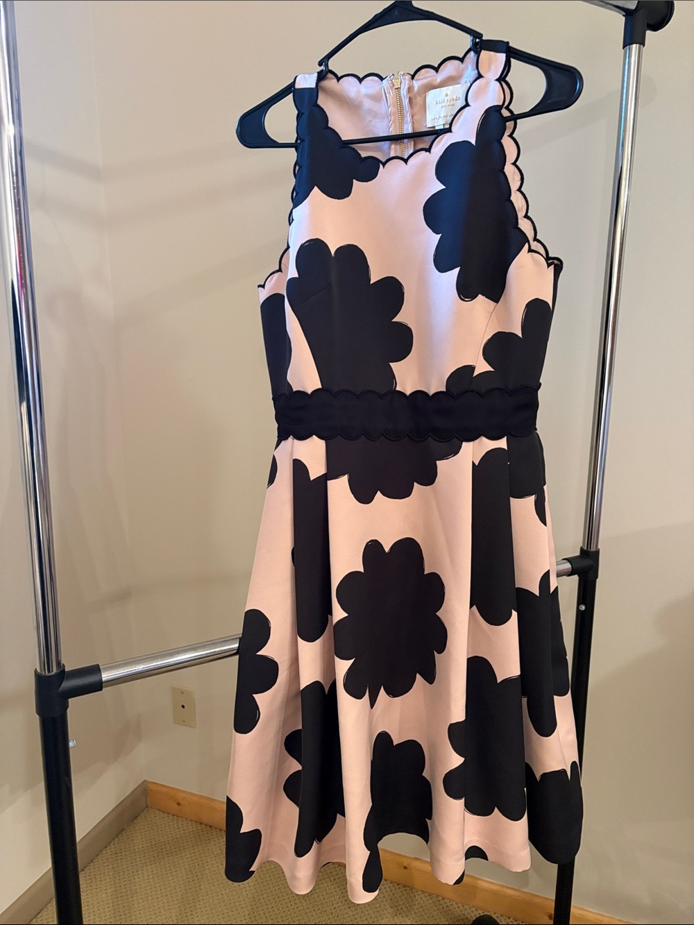 kate spade' Pink & Black Floral Scallop Dress